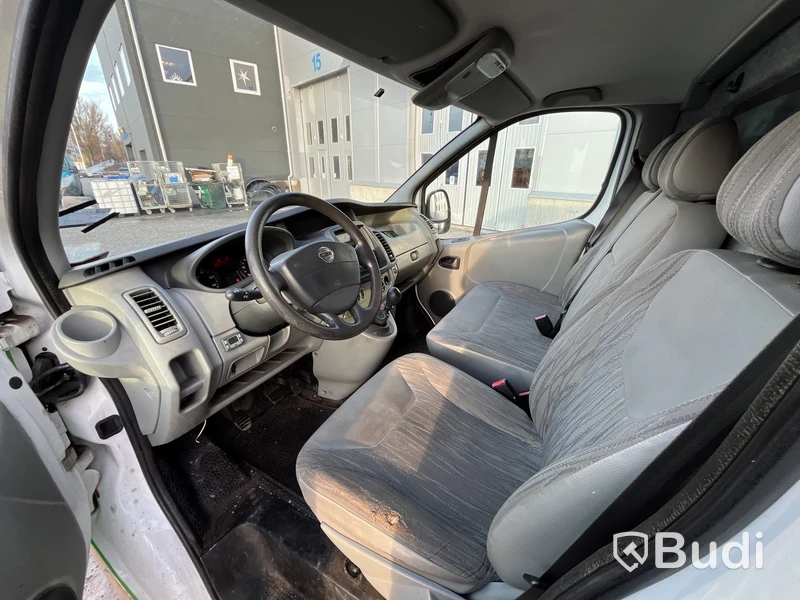 Skåpbil Nissan Primastar, -2011
