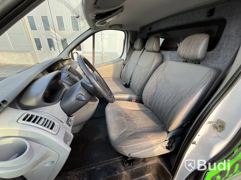 Skåpbil Nissan Primastar, -2011