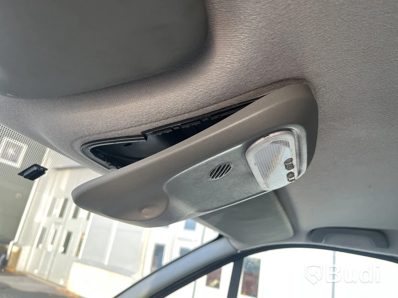 Skåpbil Nissan Primastar, -2011