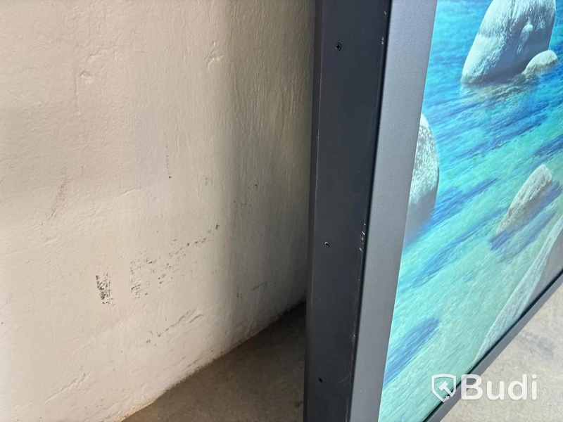 Skärm Digital Signage 75-tum 4K inkl. stativ
