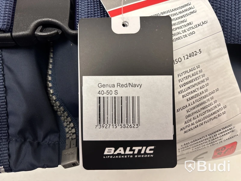 2 st. Flytvästar Baltic, Genua Red/Navy, 40-50 kg.