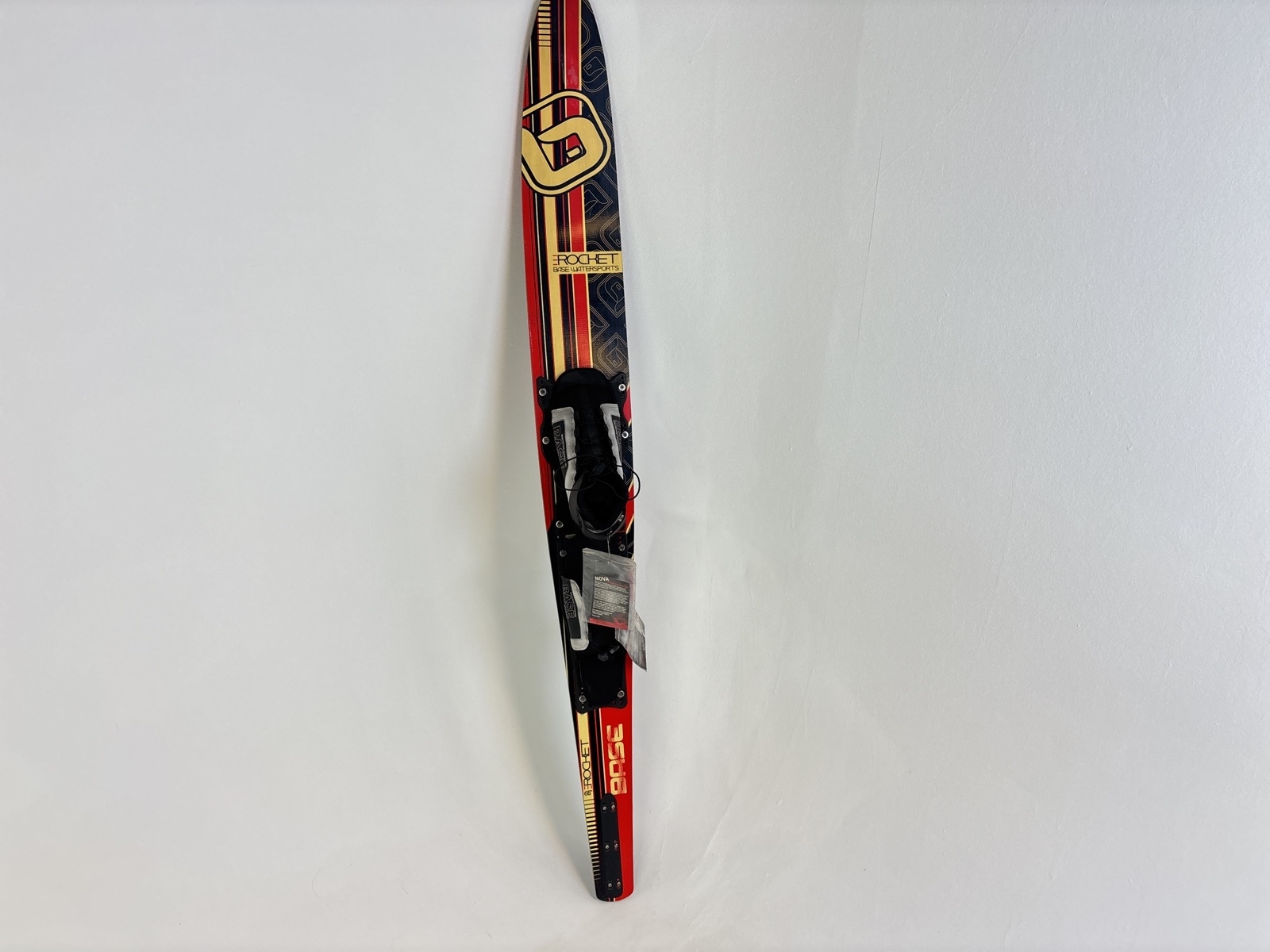 Vattenskida Base, O’Brien Nova Rocket 65-tum