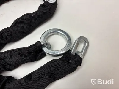 Låskätting och hänglås Abus.