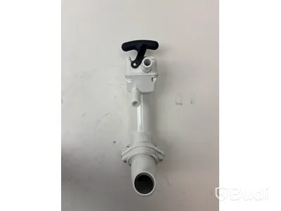 Pumphus för båttoalett Jabsco, Twist ’N’ Lock.