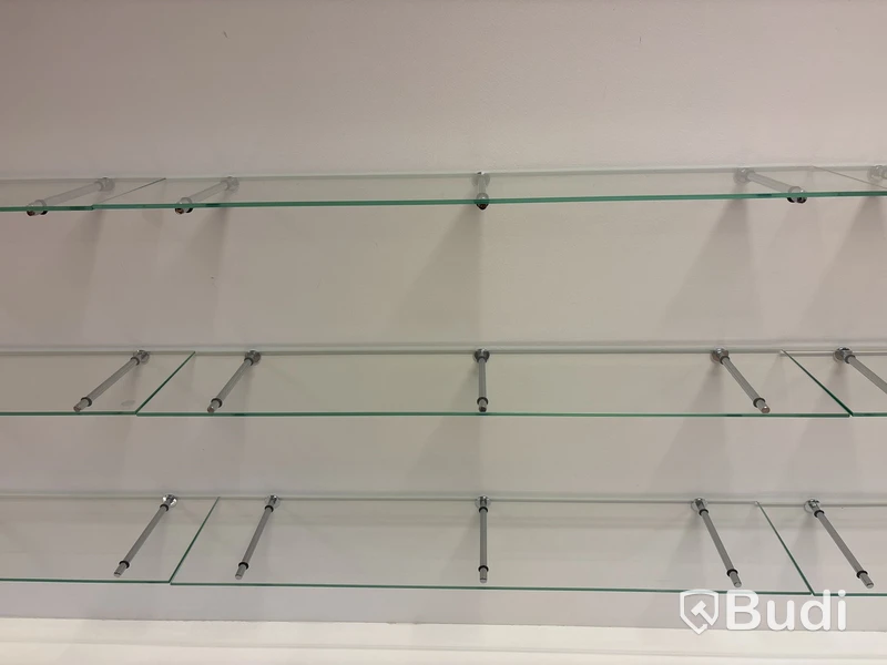 12 st. Vägghyllplan i glas, inkl. konsoller