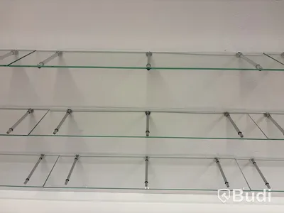 12 st. Vägghyllplan i glas, inkl. konsoller