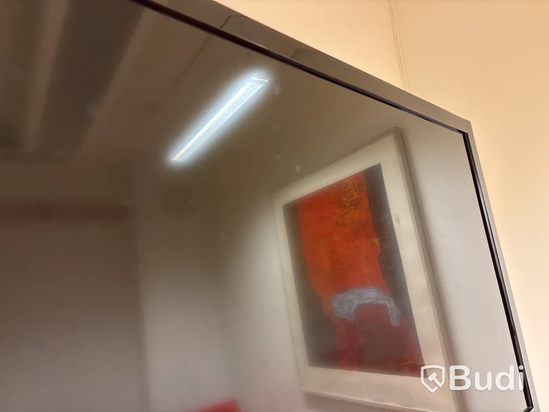 TV Samsung 46 tum, inkl. skåp och högtalare Audio Pro LV2