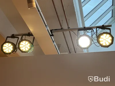 4 st. Spotlights