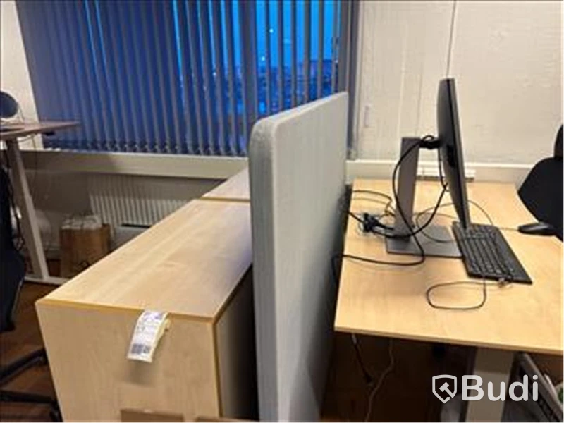 Golvskärm