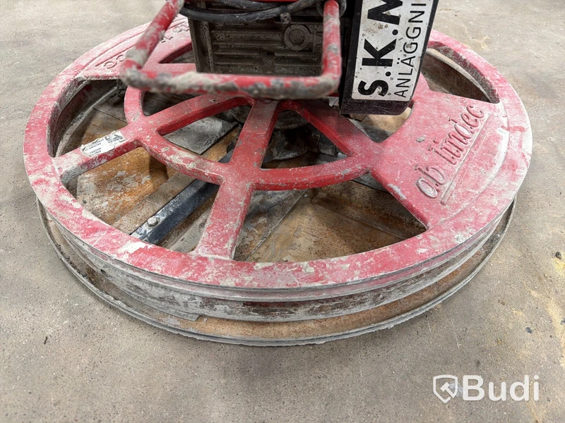Betongglättare Ab Lindec med Honda GX160