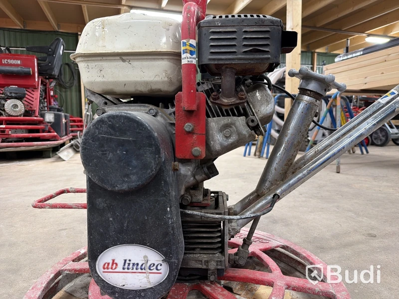 Betongglättare Ab Lindec med Honda GX160