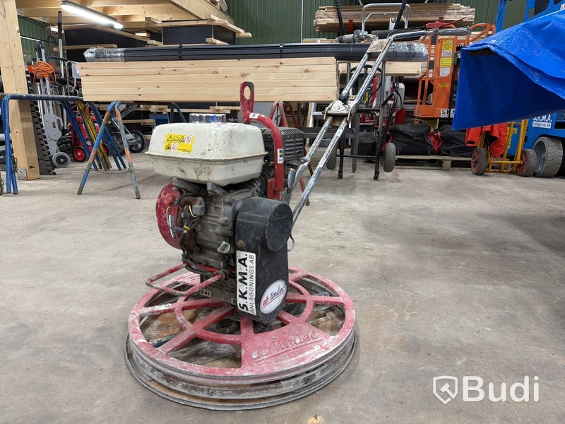 Betongglättare Ab Lindec med Honda GX160