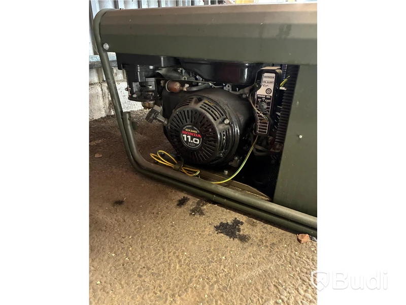 2 st. Bensin svetsgenerator ESAB KHH 150 Military