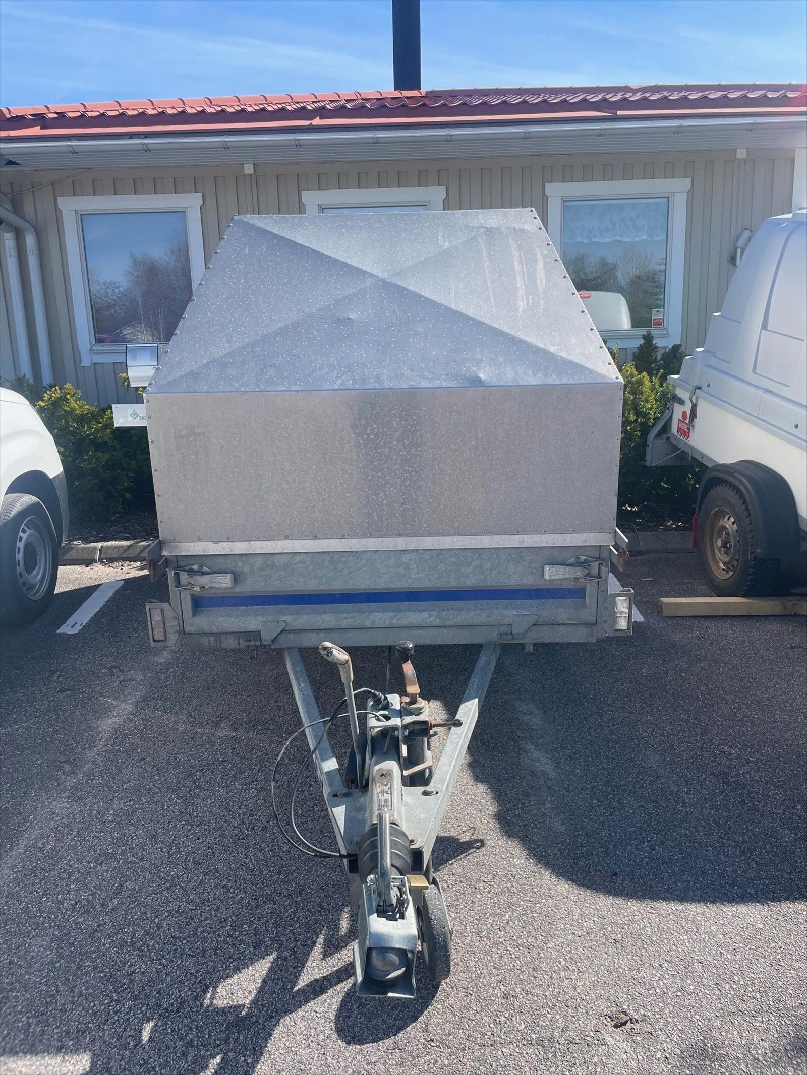 Släp THULE L1000 med kåpa -2007