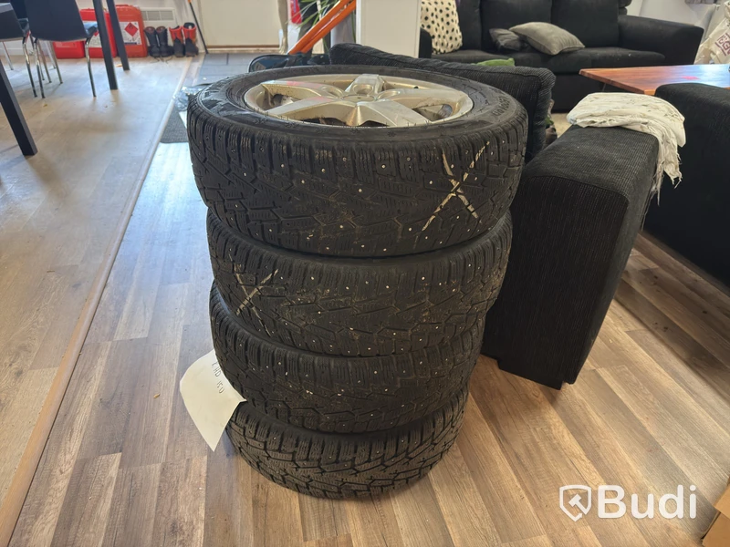 Dubbade vinterhjul | Mercedes-Benz Citan