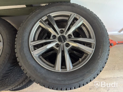 Dubbade vinterhjul | Mercedes-Benz Citan