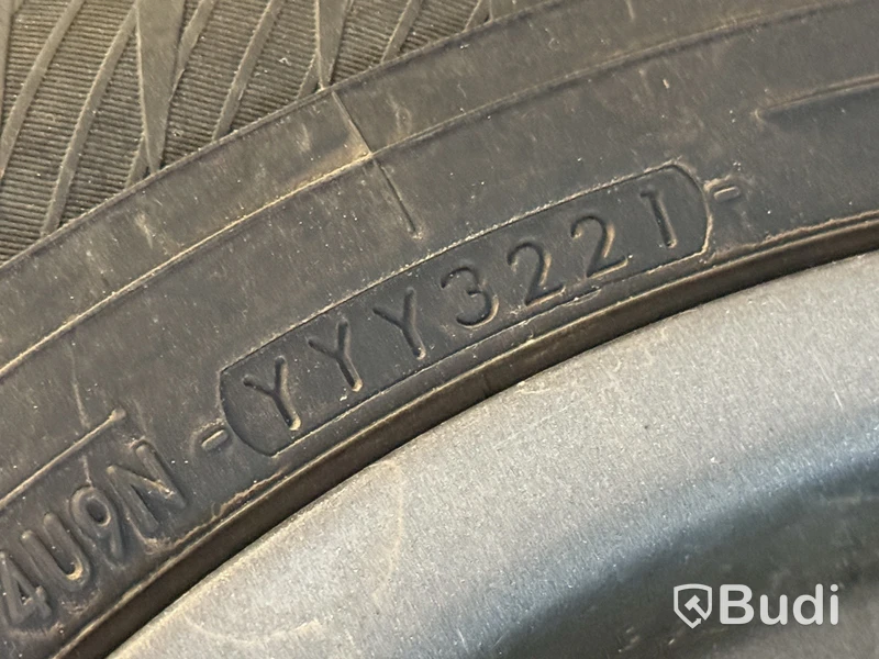 Dubbade vinterhjul | Mercedes-Benz Citan