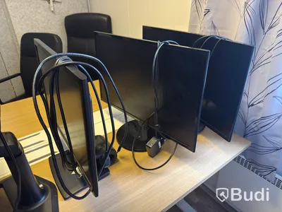 6 st äldre monitorer