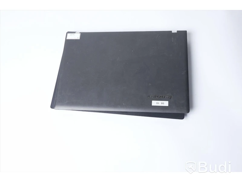 Bärbar dator – Lenovo E 31-70, inkl. laddare, OBS! Rensad, Inget OS, skadad skärm