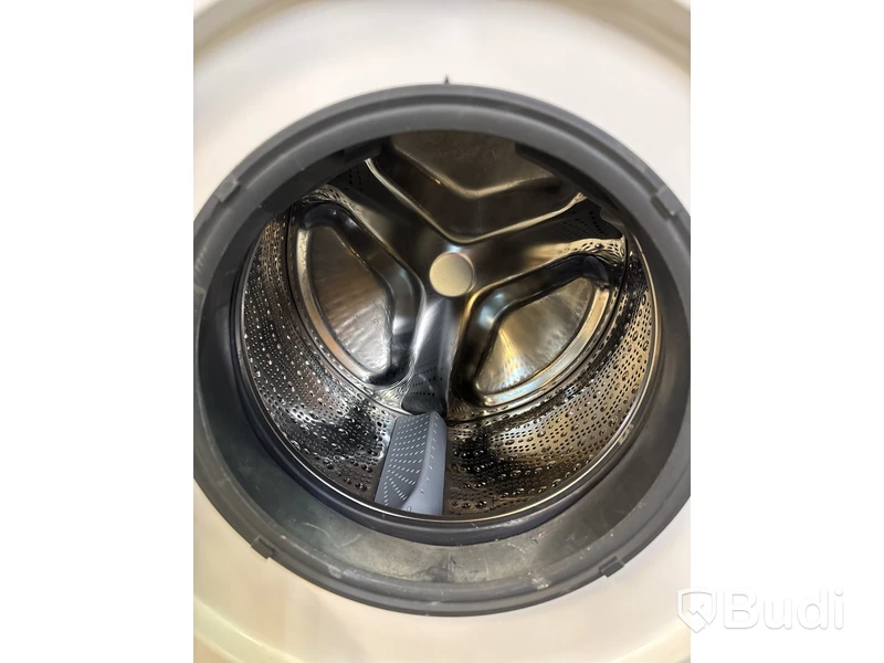 Tvättmaskin Bosch Serie 4, med Iron Assist.
