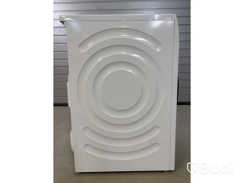 Tvättmaskin Bosch Serie 4, med Iron Assist.
