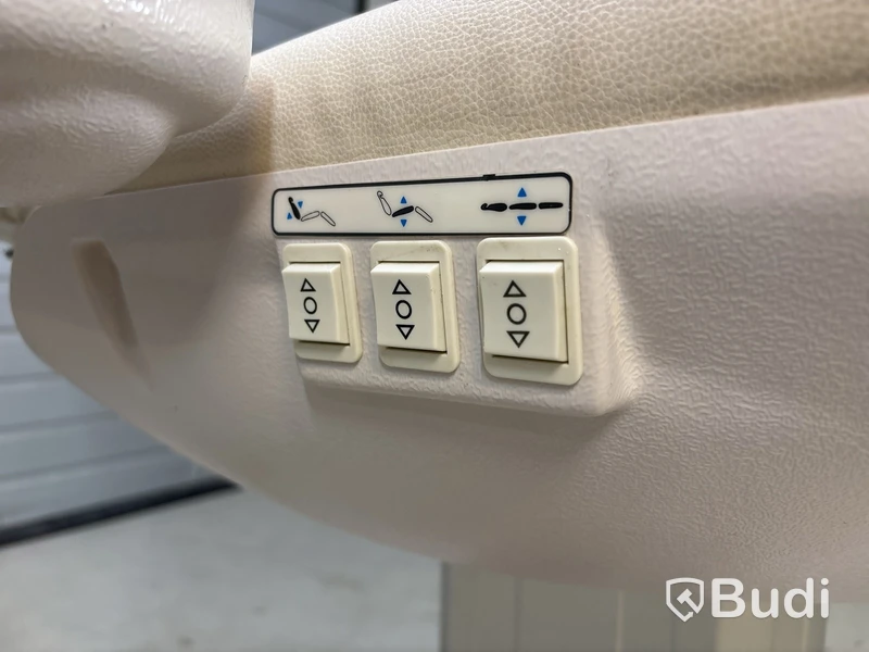 Elektrisk behandlingsstol, Weelko VOME för skönhetsvård – 2-delad med 3 motorer