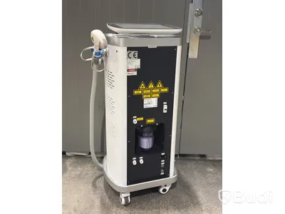 Luximia Trio FG200D – Professionell laser för hårborttagning med 3 våglängder