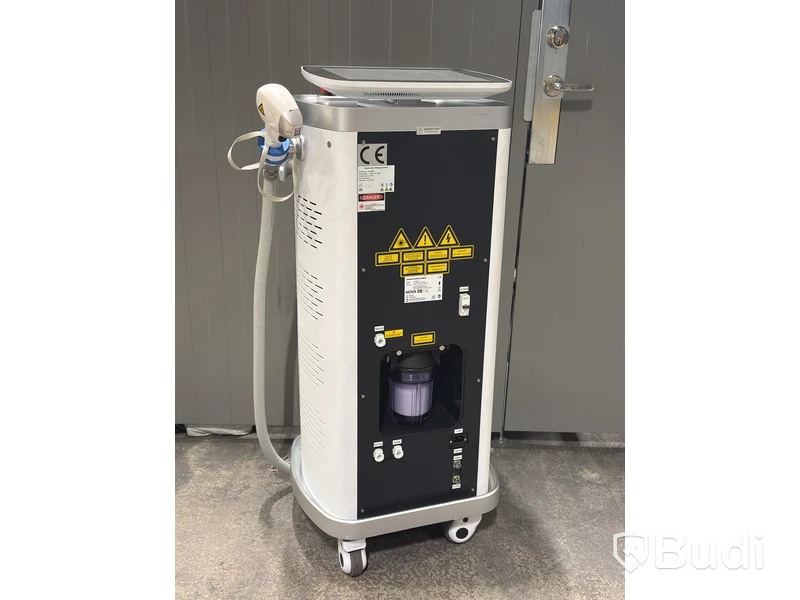 Luximia Trio FG200D – Professionell laser för hårborttagning med 3 våglängder