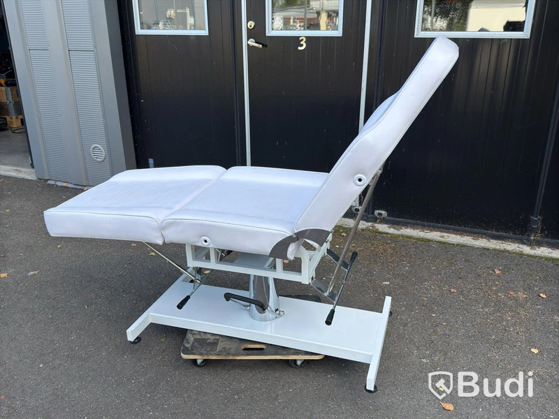 Adjustable Treatment Table