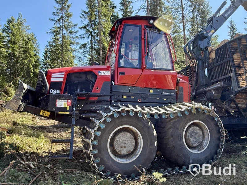 Skotare Komatsu 895 8W | 2033h | 2025