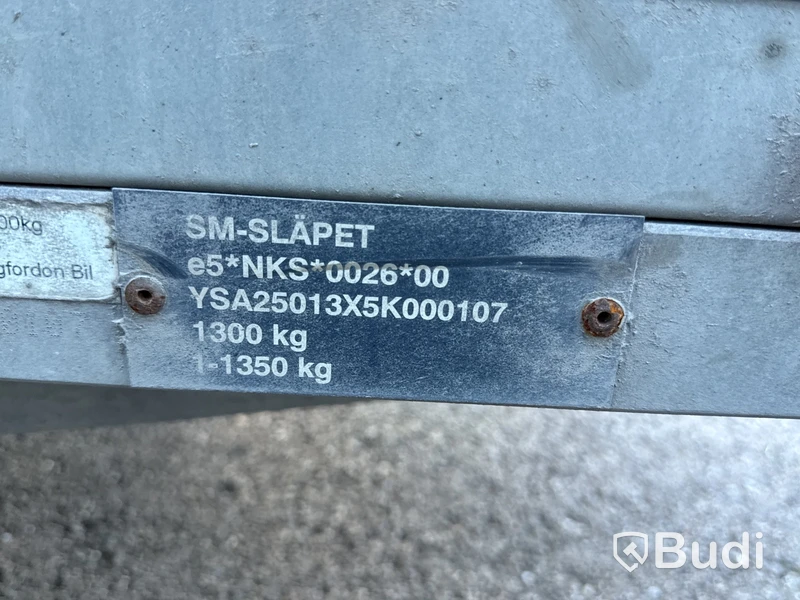 Bromsat kåpsläp SM-Släpet 1300 kg | 2017
