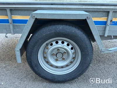 Bromsat kåpsläp SM-Släpet 1300 kg | 2017