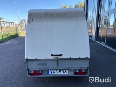 Bromsat kåpsläp SM-Släpet 1300 kg | 2017