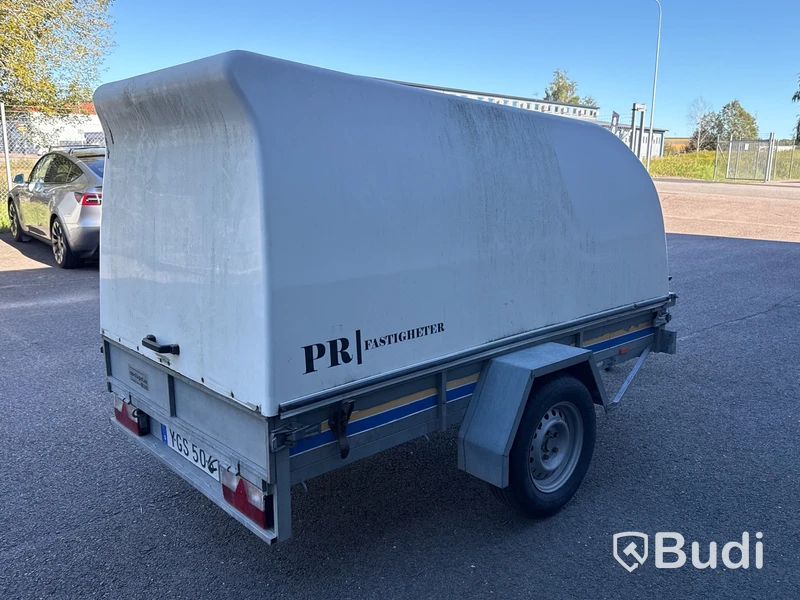 Bromsat kåpsläp SM-Släpet 1300 kg | 2017