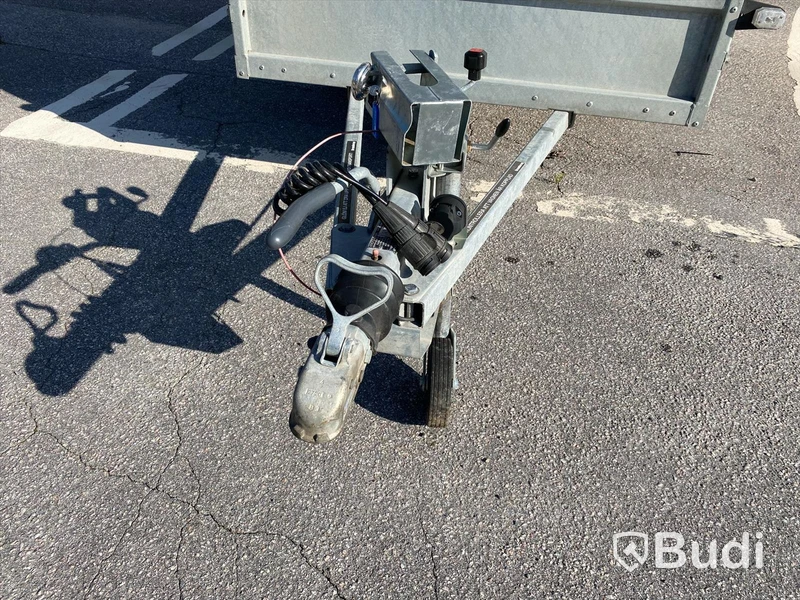 Personbilssläp med kåpa Brenderup, 2021