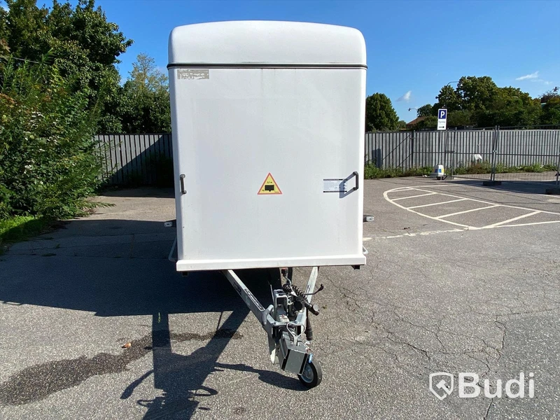 Skåpsläp med lastramp, Brenderup, 2020