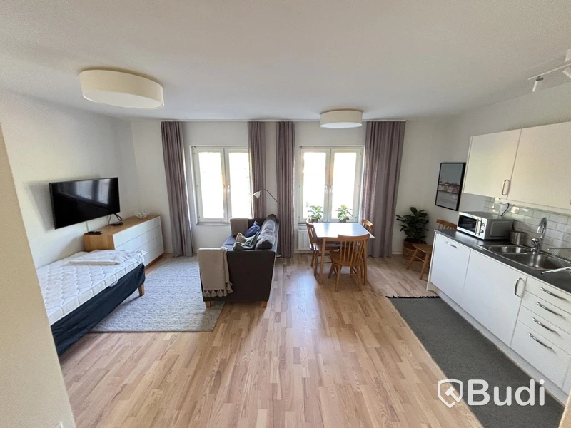 Inventarier till fullt möblerad tvårummare - se alla bilder för komplett innehåll
