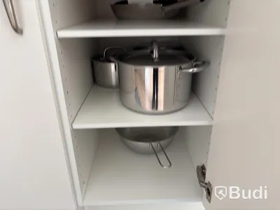 Inventarier till fullt möblerad tvårummare - se alla bilder för komplett innehåll