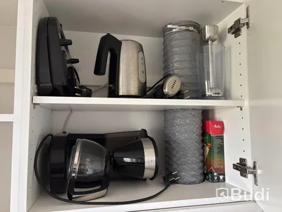 Inventarier till fullt möblerad trerummare - se alla bilder för komplett innehåll