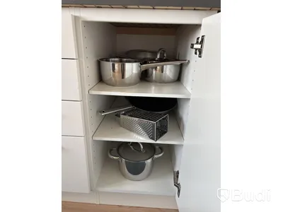Inventarier till fullt möblerad trerummare - se alla bilder för komplett innehåll