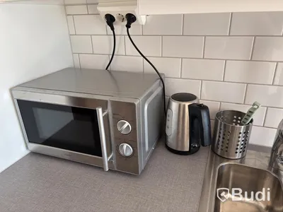 Contents of a fully furnished one-bedroom apartment - see all images for complete contents