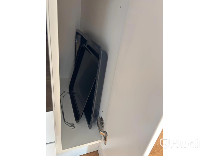 Inventarier till fullt möblerad tvårummare - se alla bilder för komplett innehåll