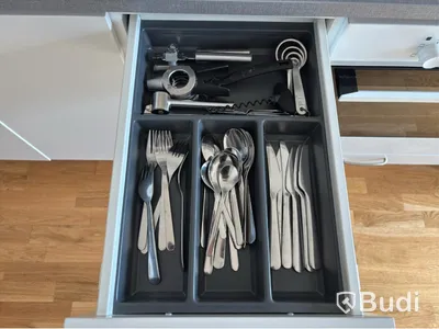 Contents of a fully furnished one-bedroom apartment - see all images for complete contents
