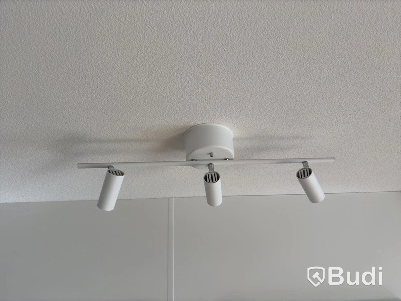 Inventarier till fullt möblerad tvårummare - se alla bilder för komplett innehåll