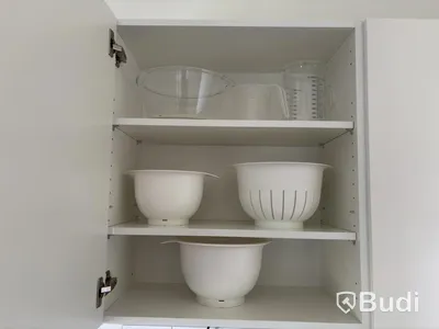Inventarier till fullt möblerad tvårummare - se alla bilder för komplett innehåll