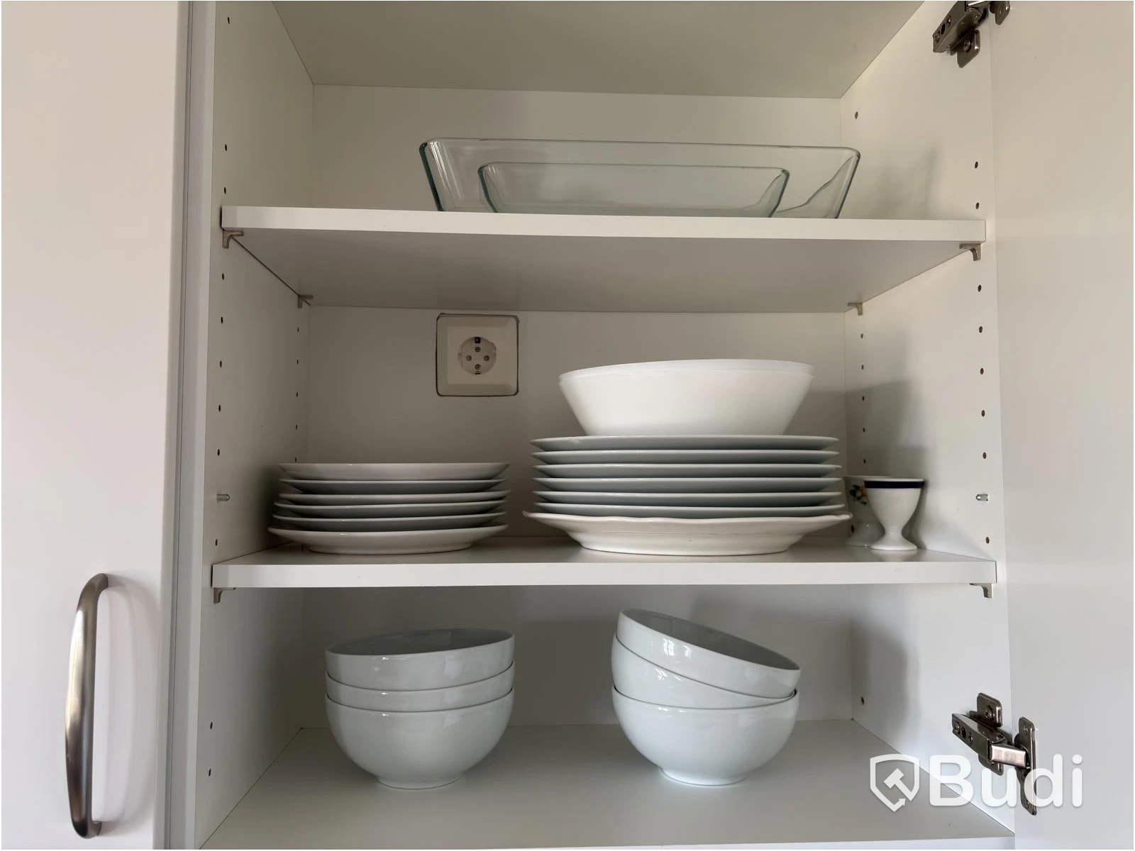 Contents of a fully furnished one-bedroom apartment - see all photos for complete contents