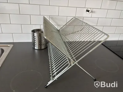 Inventarier till fullt möblerad tvårummare - se alla bilder för komplett innehåll
