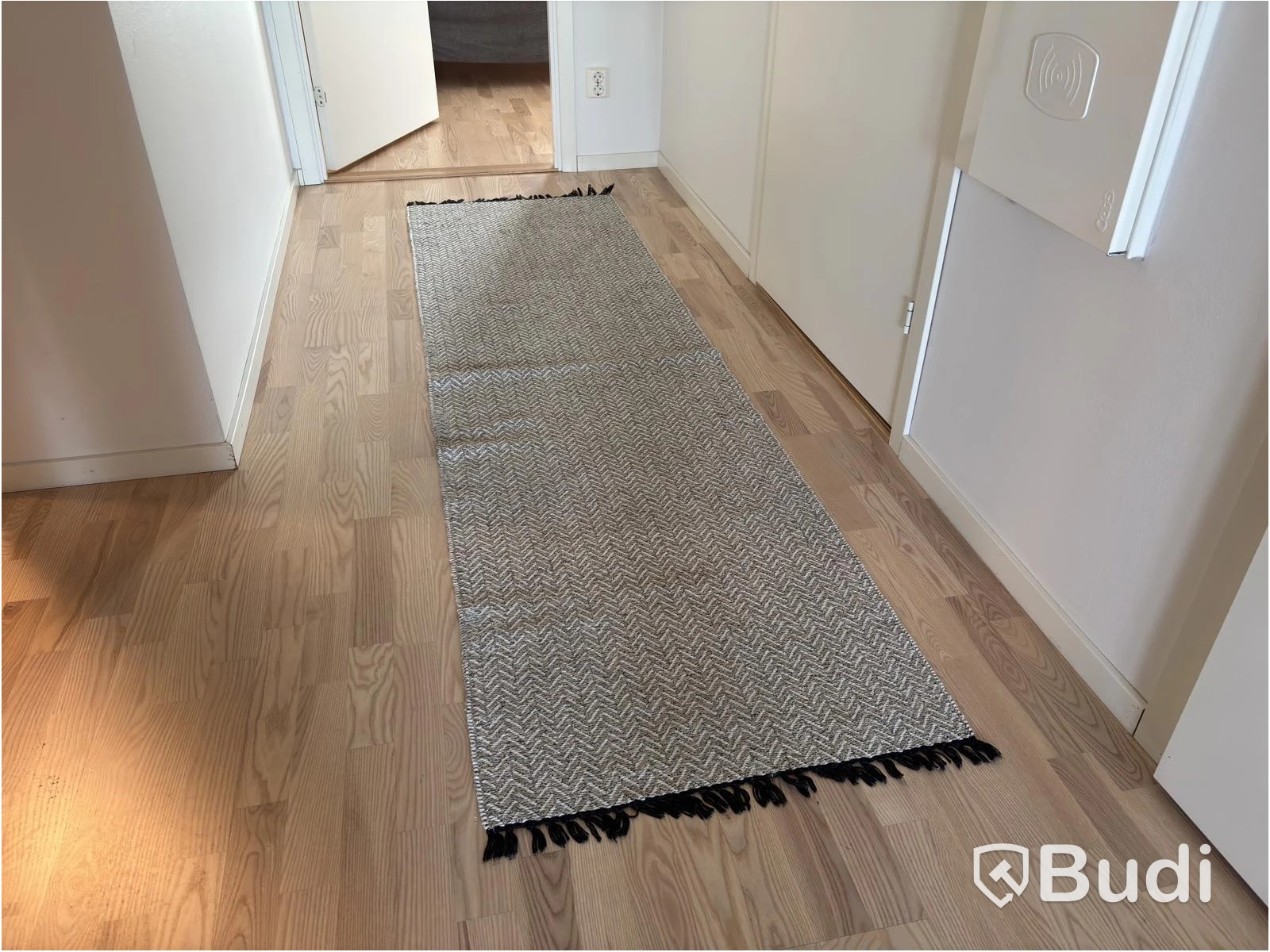 Contents of a fully furnished one-bedroom apartment - see all photos for complete contents