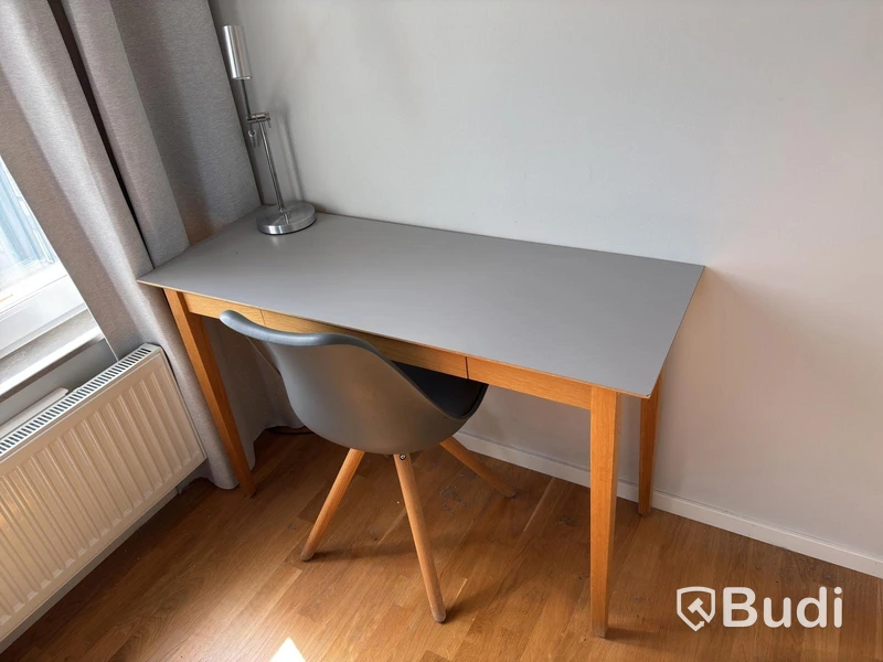 Inventarier till fullt möblerad trerummare - se alla bilder för komplett innehåll