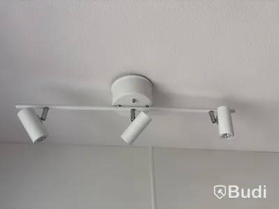 Inventarier till fullt möblerad tvårummare - se alla bilder för komplett innehåll